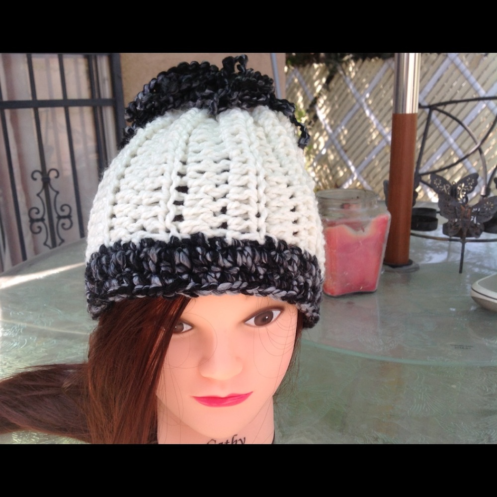 Crochet fun beanie NWOT